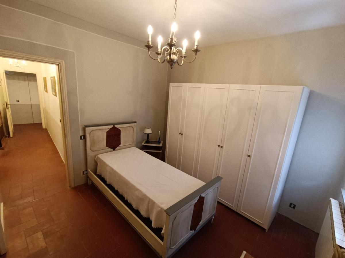 Cozy Apartment Near The City Walls Lucca Eksteriør billede